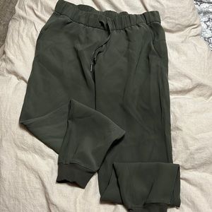 Lululemon joggers